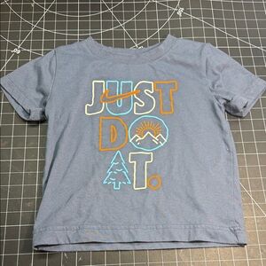 Nike Kids Gray 'Just Do It' Graphic Tee